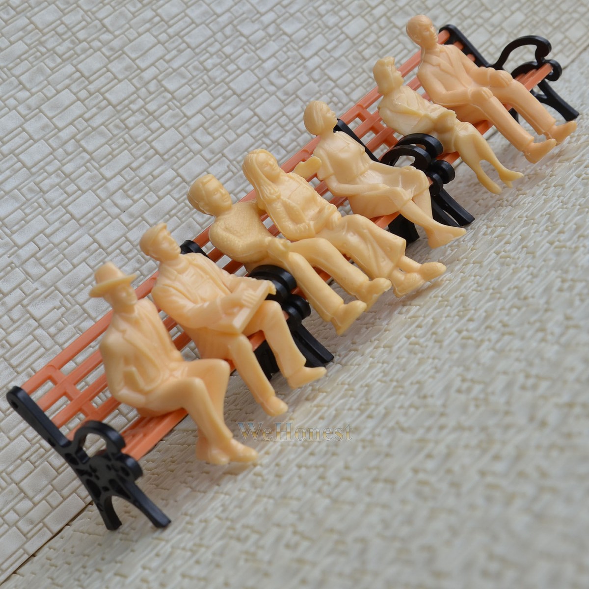 7 pcs G Scale 1:32 unPainted Figures all seated 7 different poses People